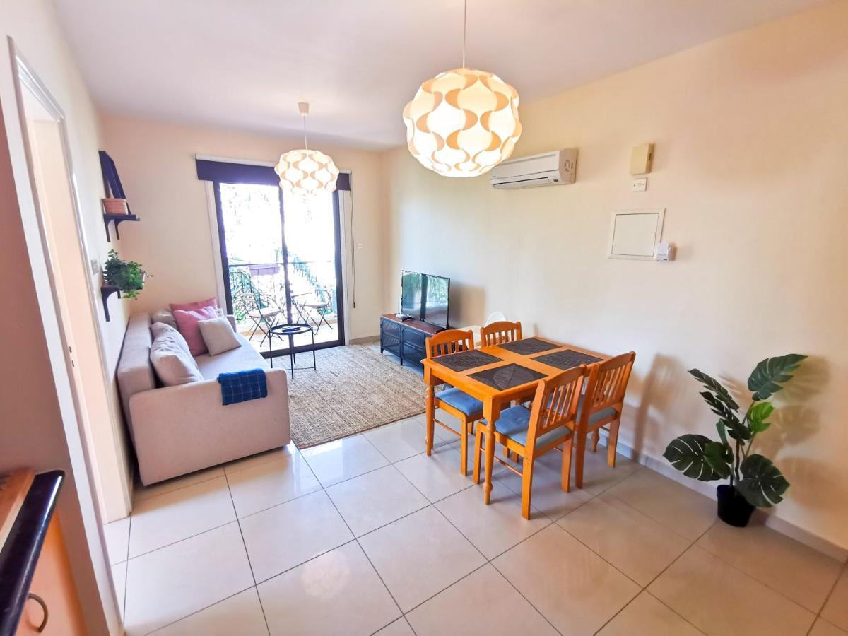 Sunny Pool Apartment Voroklini Esterno foto